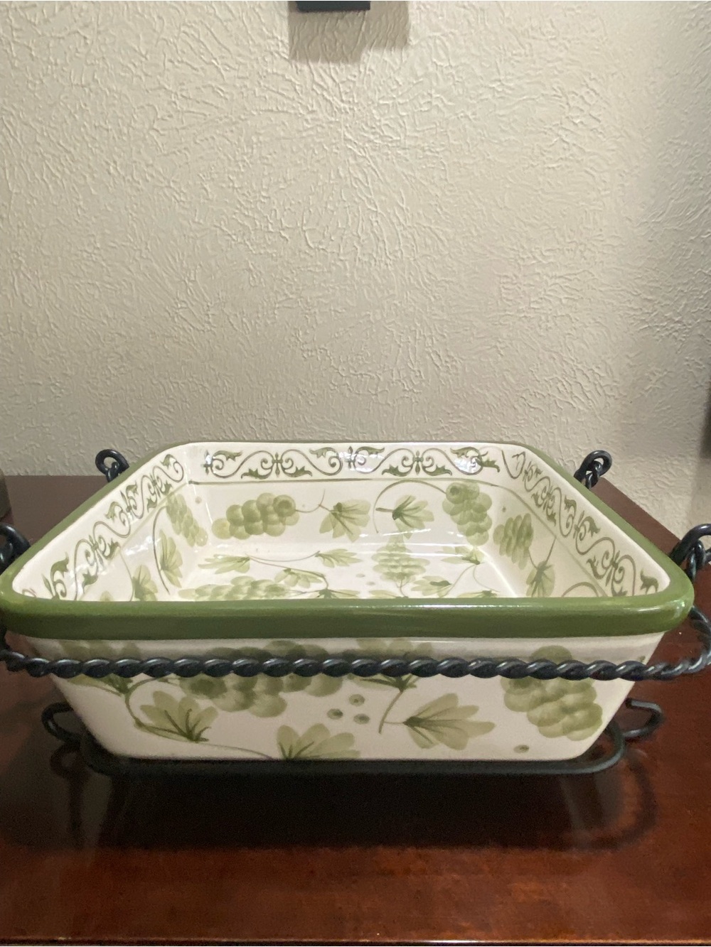 Temptations by Tara, Vineyard Green Square Baker with Black Wire Serving Rack 2Q